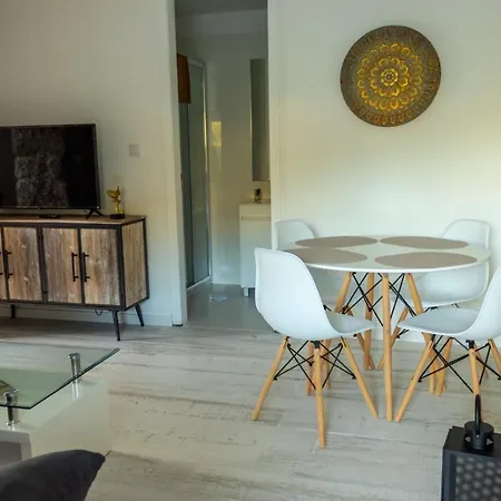 Casas Encosta Do Penedo Дом отдыха Аркуш-ди-Валдевеш